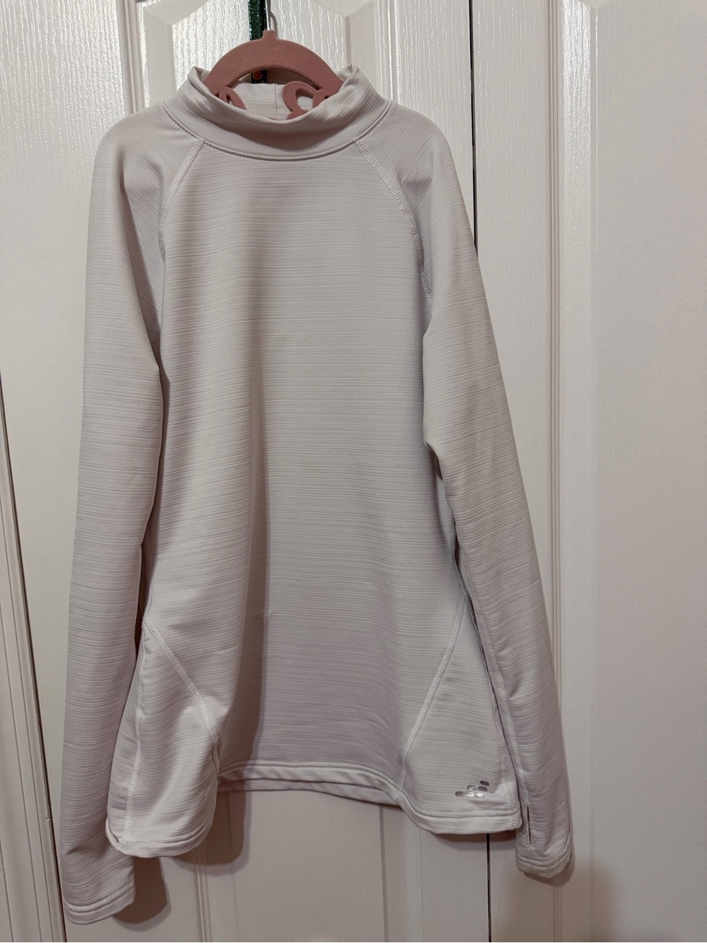 BCG performance Women’s Long tee white Mock Neck Pullover blouse